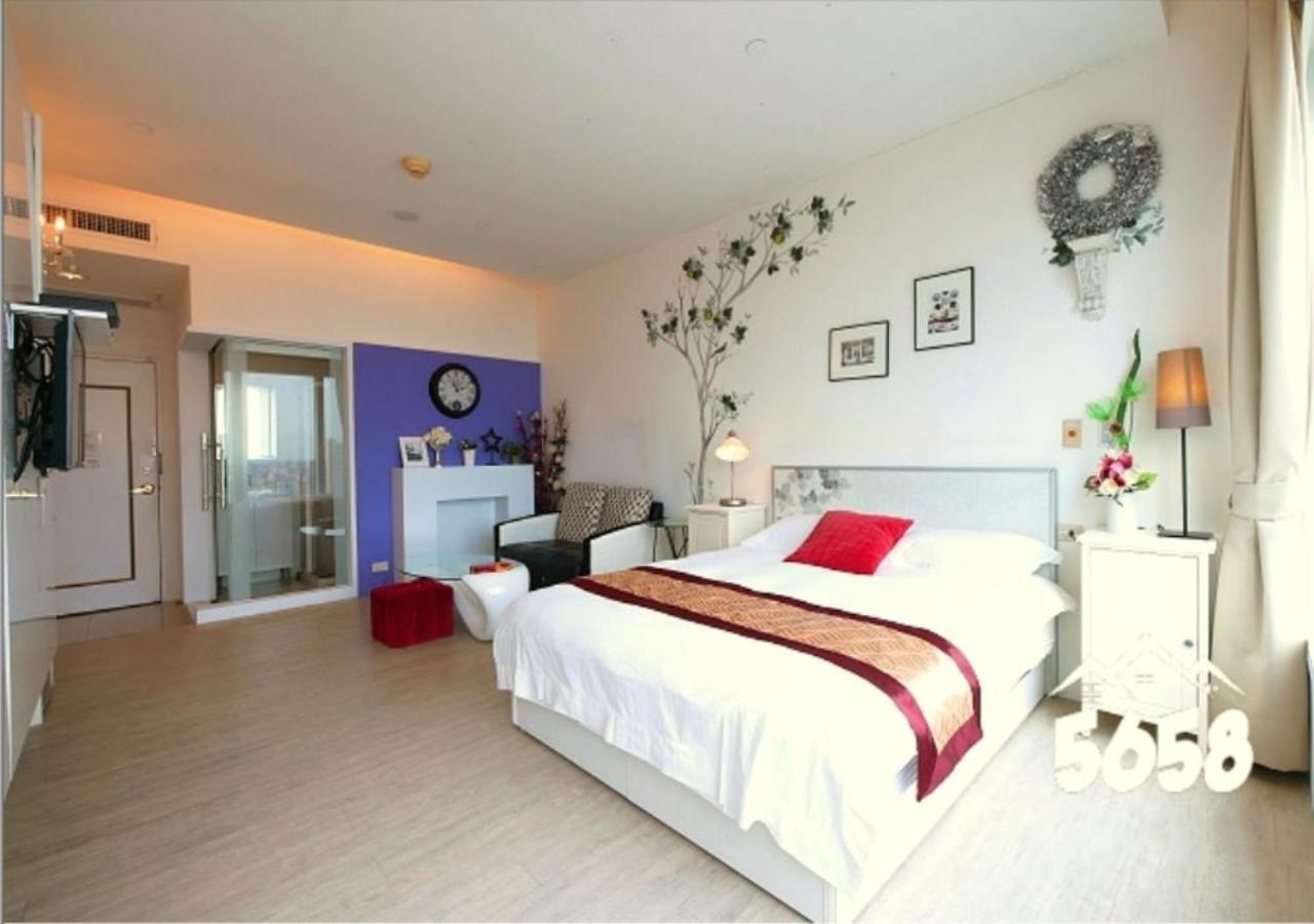 85 Cape Inn Kaohsiung Extérieur photo