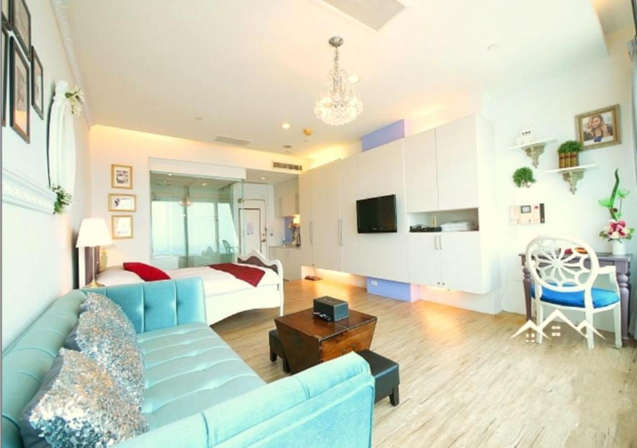 85 Cape Inn Kaohsiung Extérieur photo