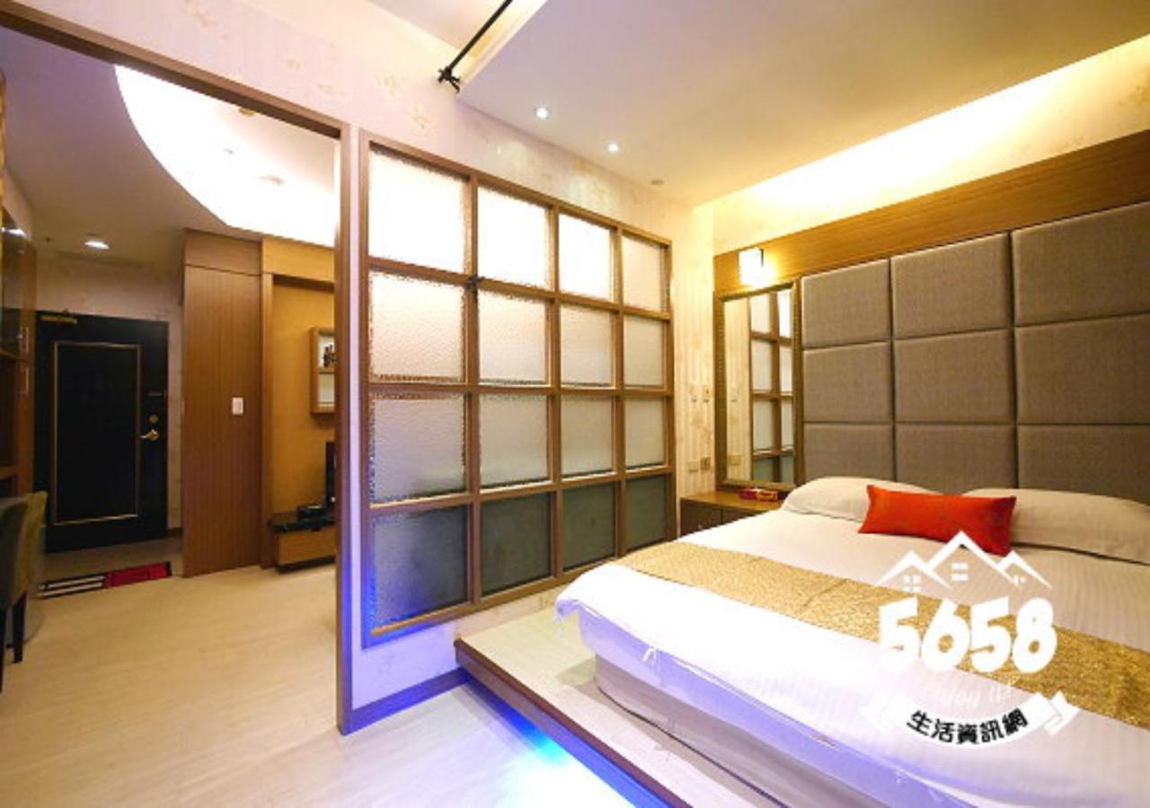 85 Cape Inn Kaohsiung Extérieur photo